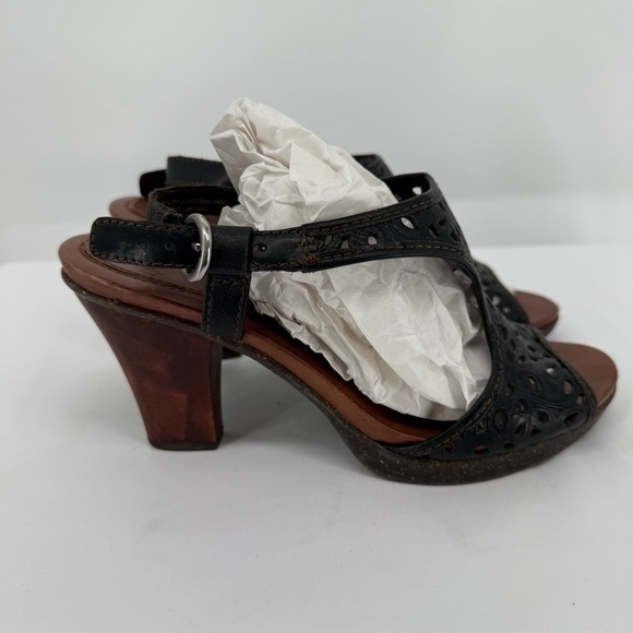 Naya Alpine Black Leather Buckle Slip On Block Heel Sandals Shoes Women's 8.5 M - Picture 3 of 12